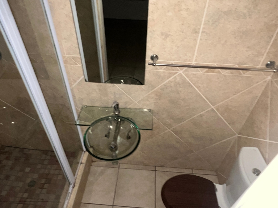To Let 2 Bedroom Property for Rent in Dassie Rand North West